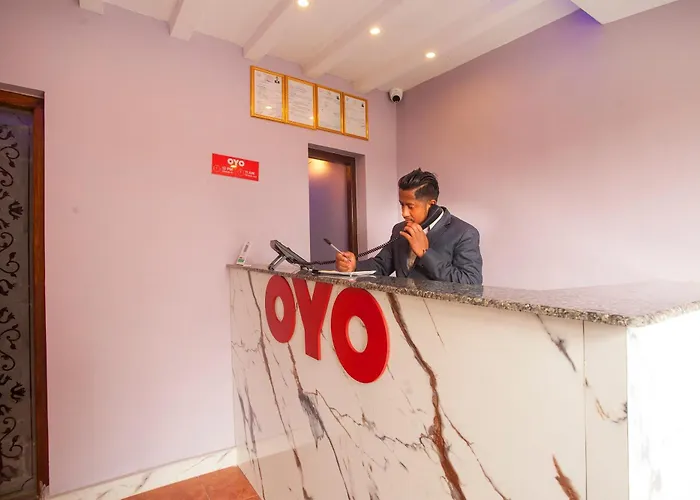 Oyo 817 Garden Flower Hotel Kathmandu