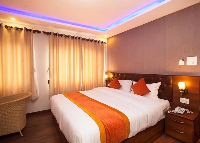Oyo 817 Garden Flower Hotel *